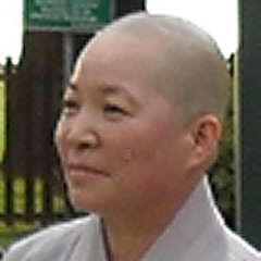 Portrait of Young Uee Yoo.