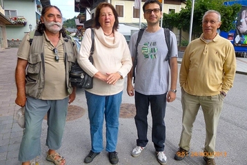 Daniel Caracci, Jeanne Glass, Mitze Chapovski et Michel Glass.
