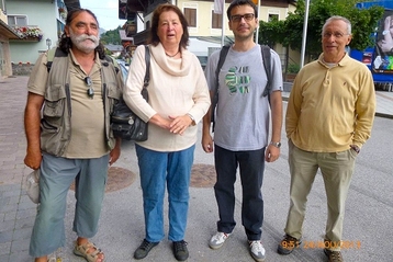 Daniel Caracci, Jeanne Glass,  Mitze Chapovski et Michel Glass.